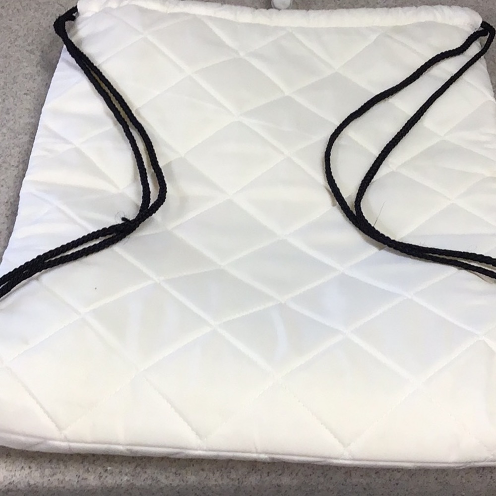 Cinch back pack. - Picture 5 of 5